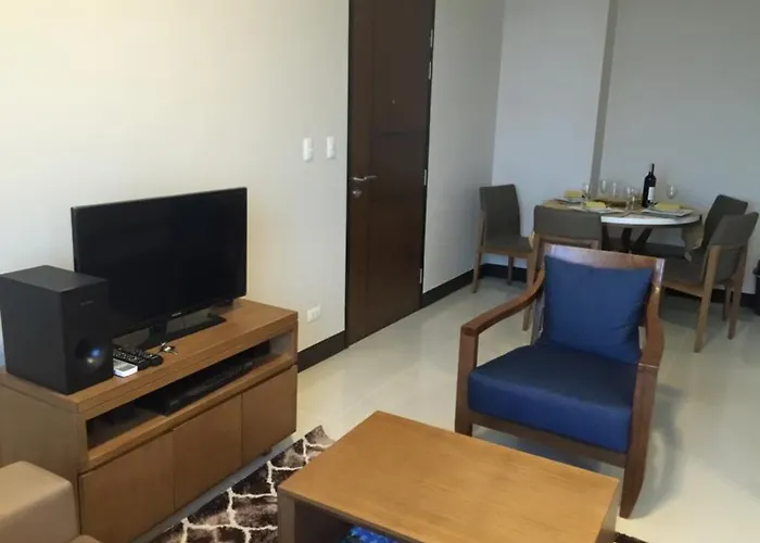Mactan Newtown Executive Appartement *